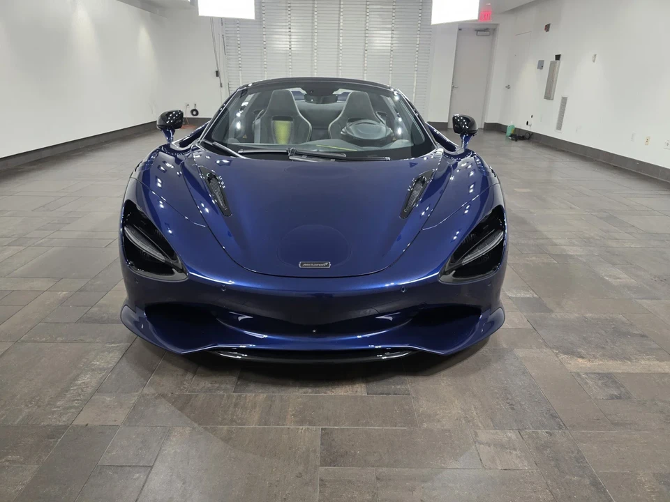 2027 McLaren 750S Spider - Image 2 of 25