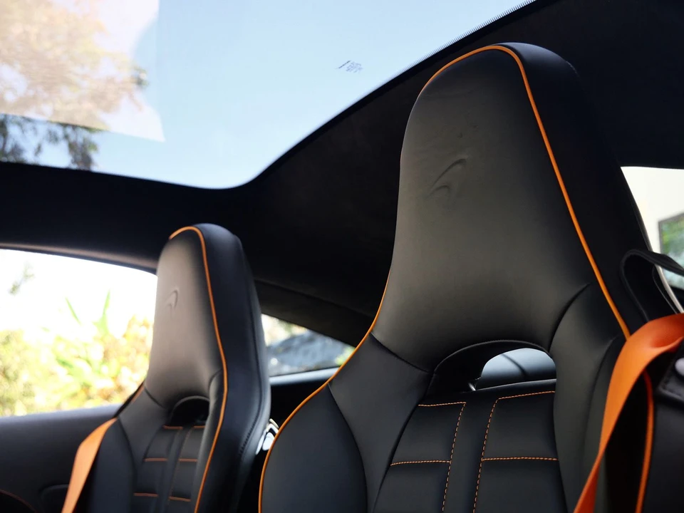 2027 McLaren GT - Image 20 of 26