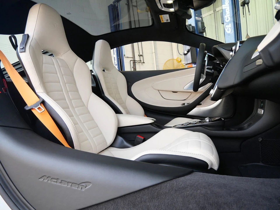 2027 McLaren GT - Image 11 of 24