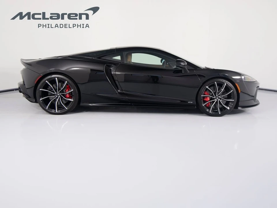 2027 McLaren GT - Image 4 of 31