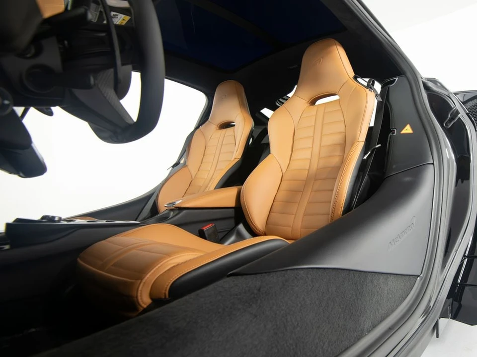 2027 McLaren GT - Image 30 of 31