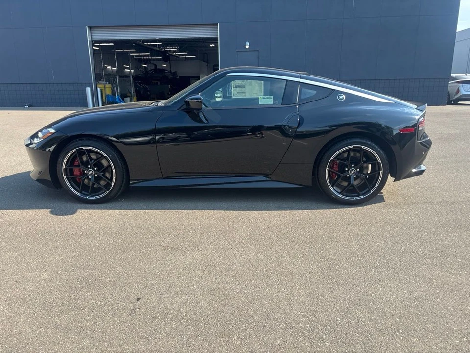 2027 Nissan Z 7th Gen - Image 9 of 31