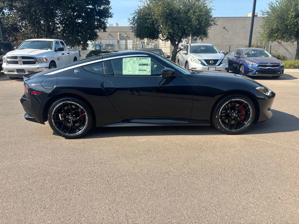 2027 Nissan Z 7th Gen - Image 3 of 31