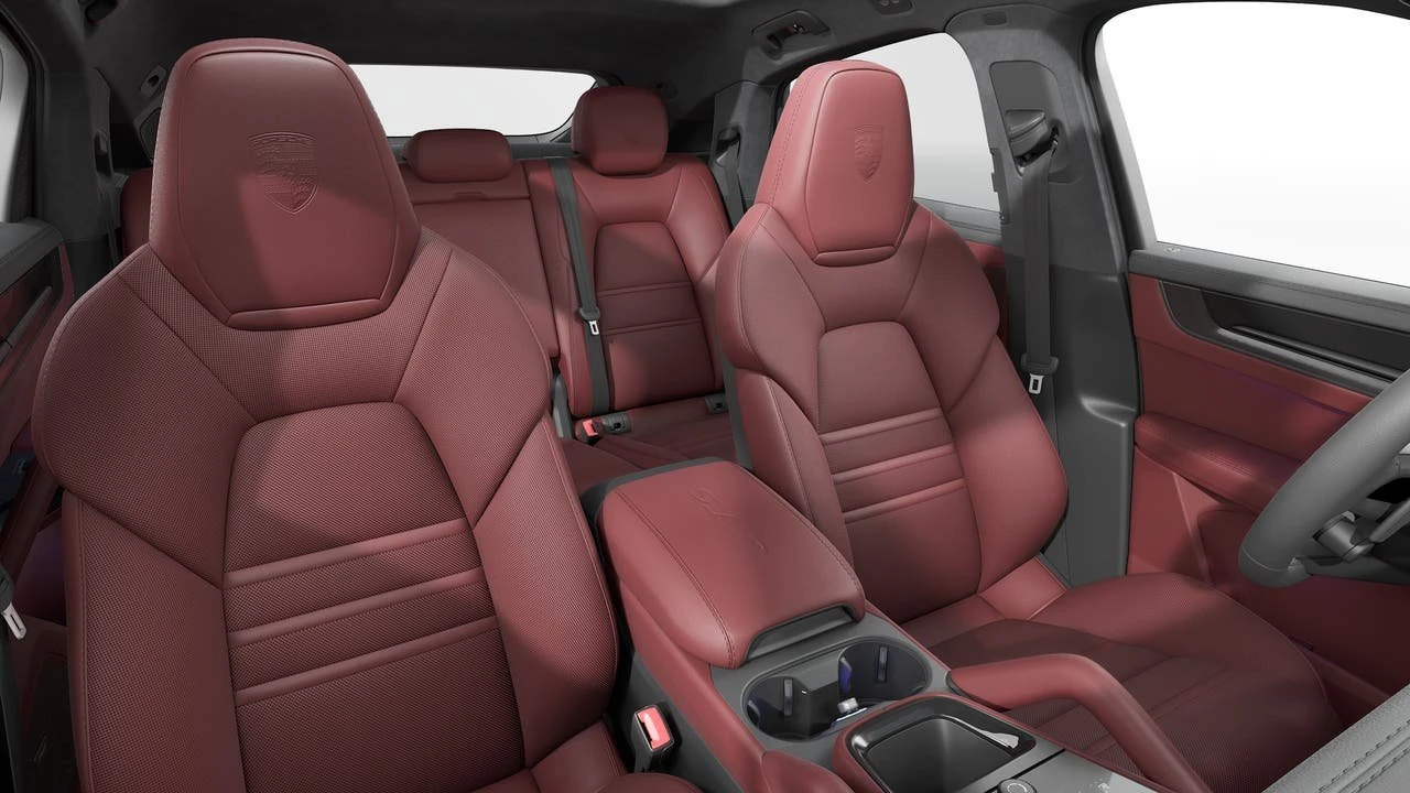 2027 Porsche 9Y0/9Y3 Cayenne GTS - Image 12 of 14