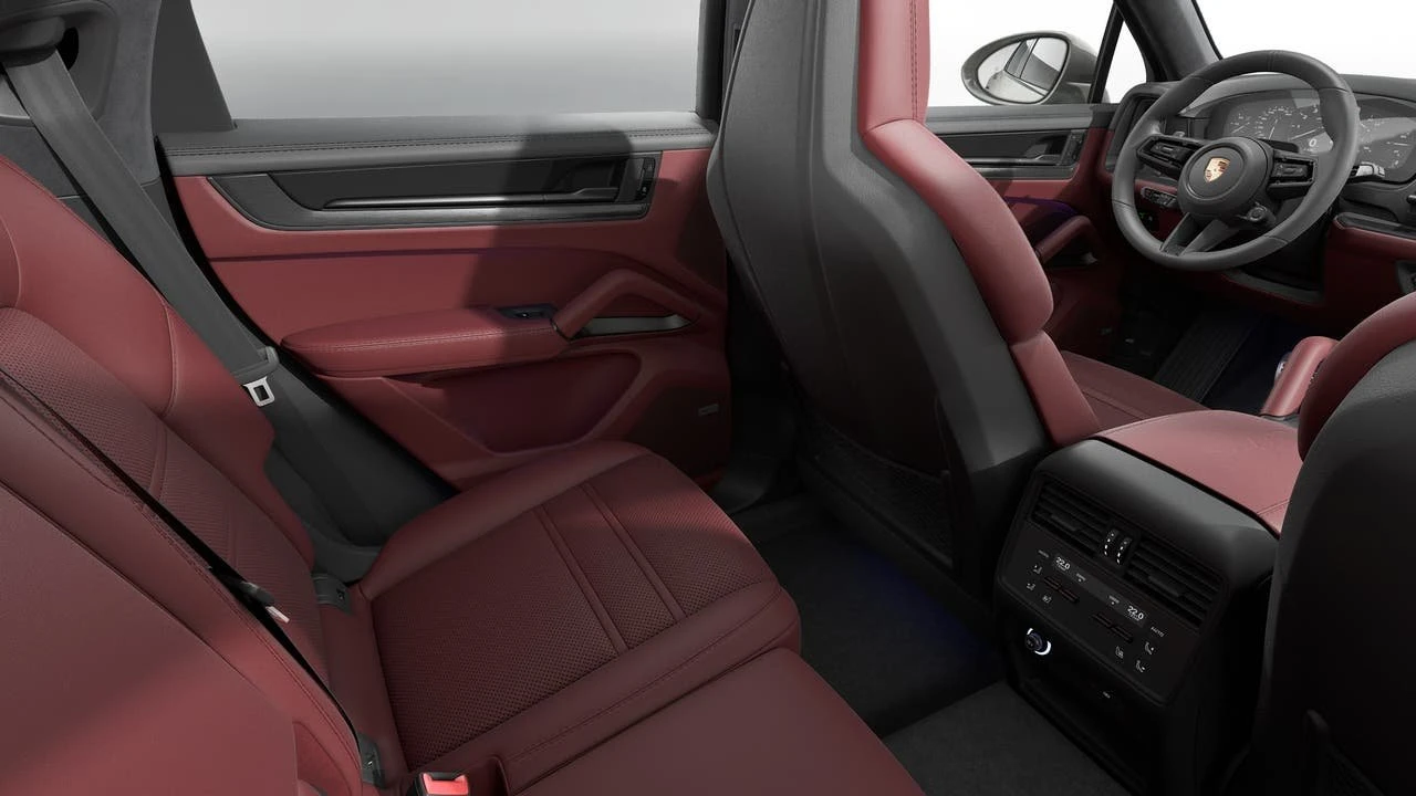 2027 Porsche 9Y0/9Y3 Cayenne GTS - Image 14 of 14