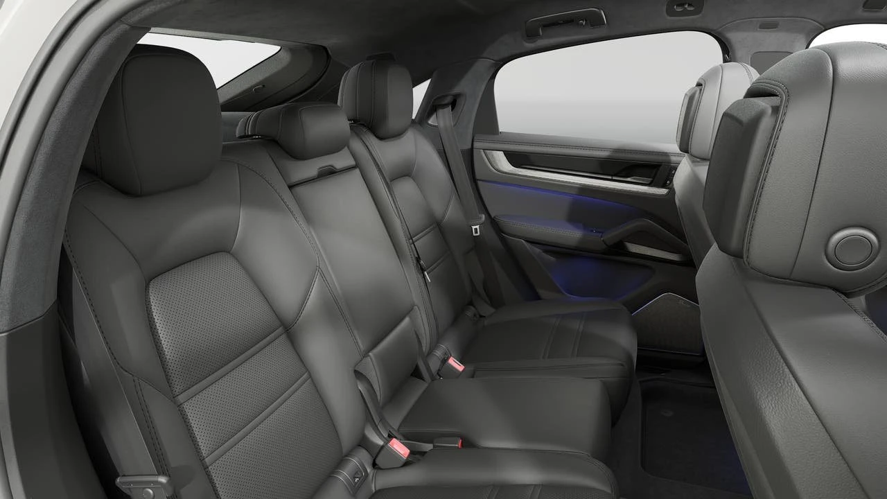 2027 Porsche 9Y0/9Y3 Cayenne GTS - Image 13 of 14