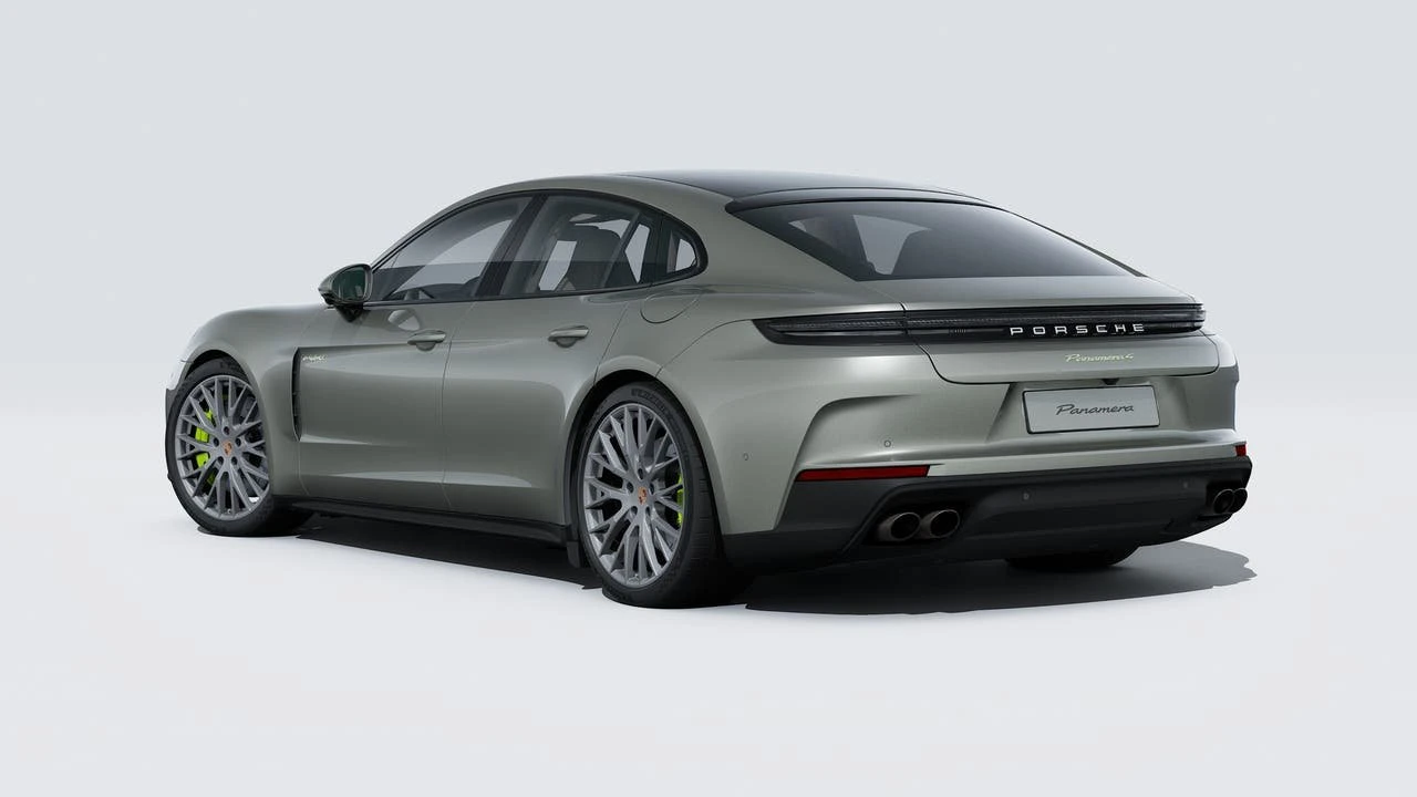 2027 Porsche 976 Panamera - Image 3 of 14