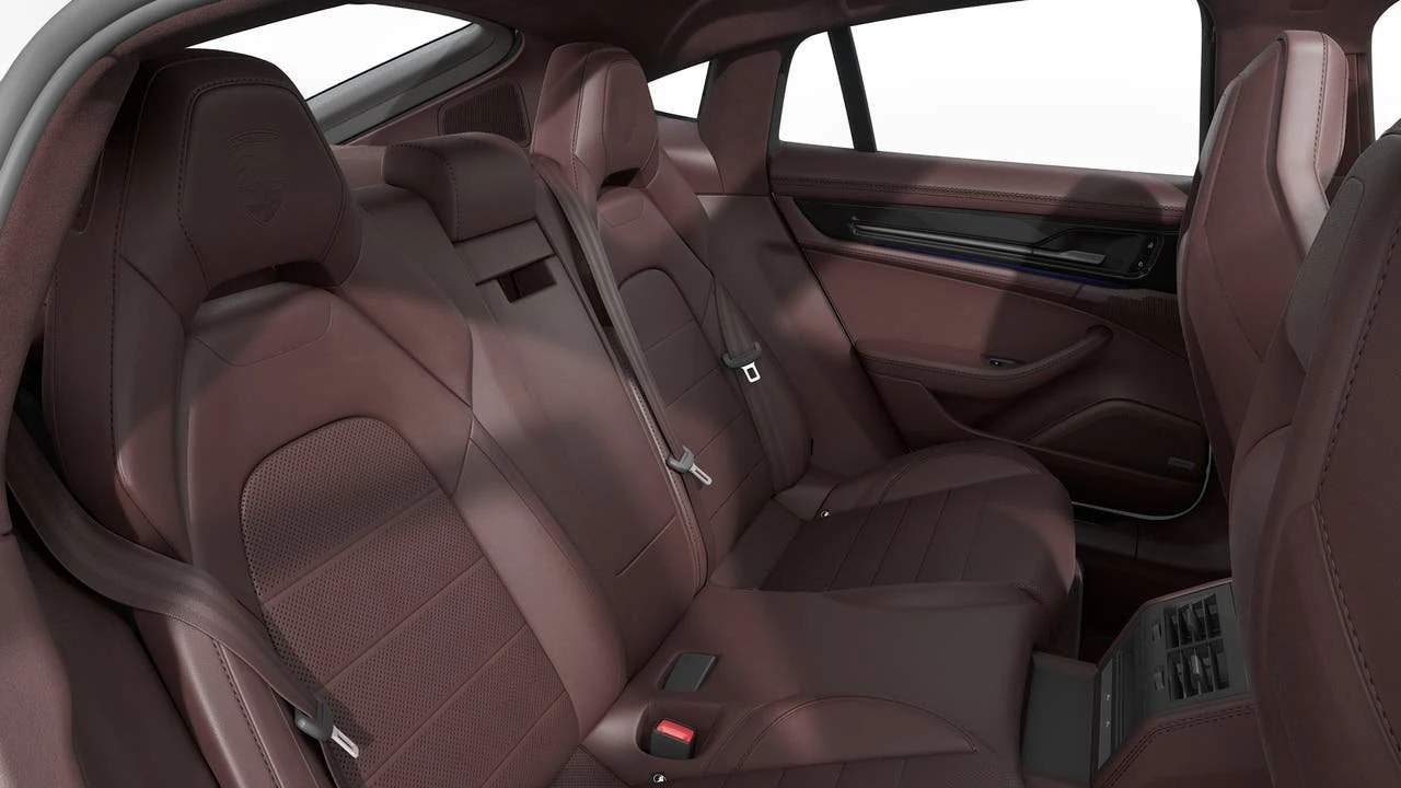 2027 Porsche Panamera - Image 13 of 14