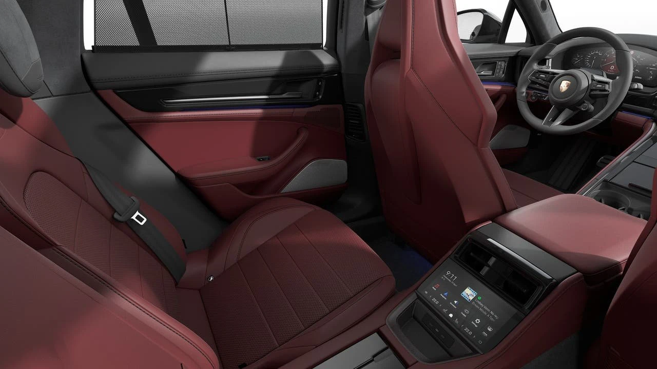 2027 Porsche Panamera - Image 14 of 14