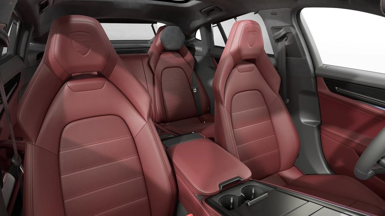 2027 Porsche Panamera - Image 12 of 14