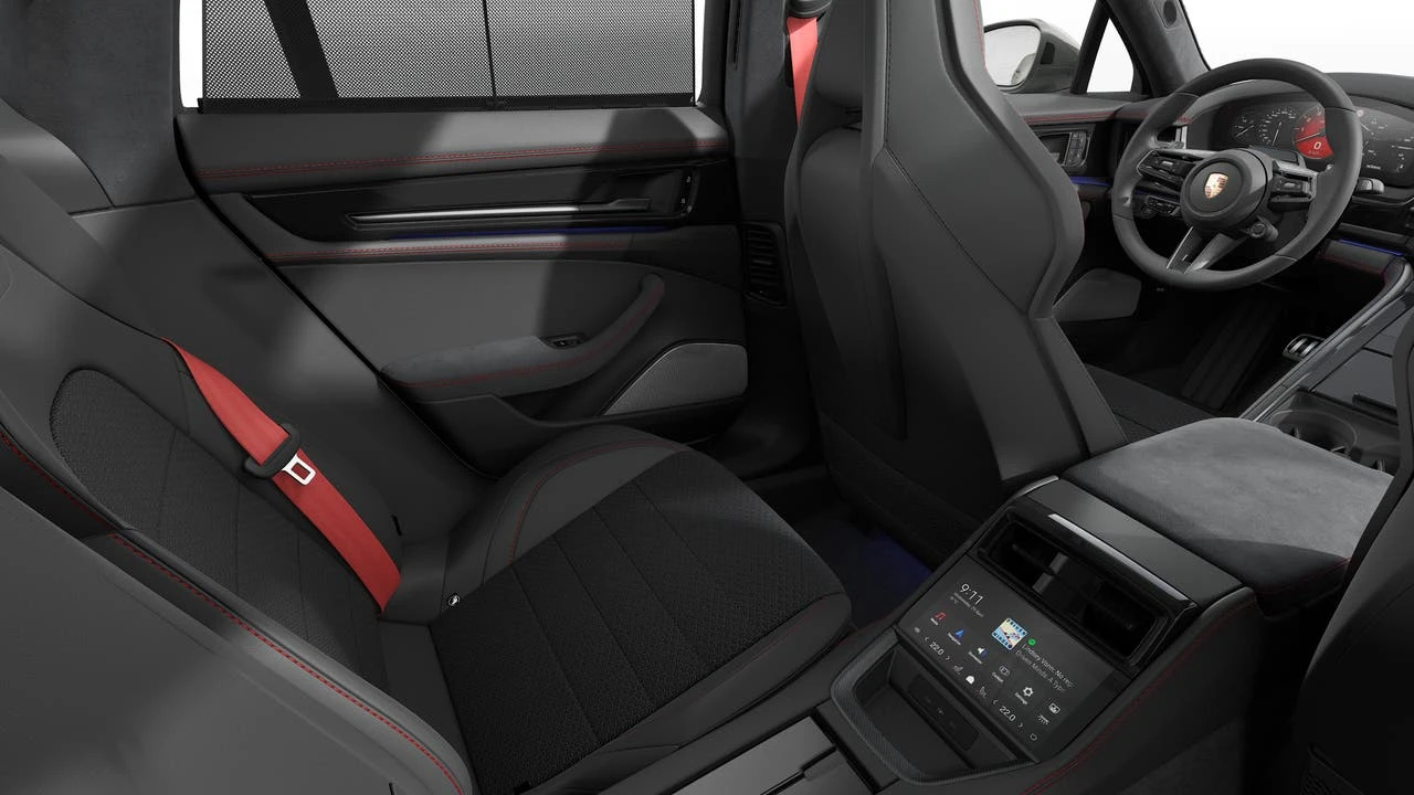 2027 Porsche Panamera - Image 14 of 14
