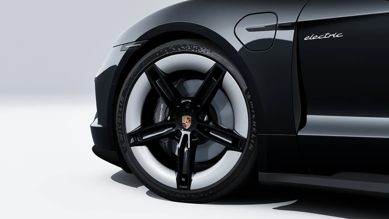 2027 Porsche Taycan 4 - Image 10 of 14