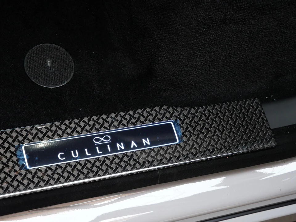 2027 Rolls-Royce Cullinan Black Badge - Image 8 of 31