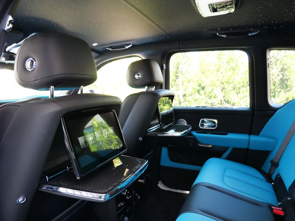 2027 Rolls-Royce Cullinan Black Badge - Image 28 of 31