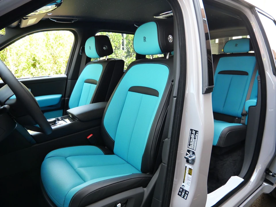 2027 Rolls-Royce Cullinan Black Badge - Image 26 of 31