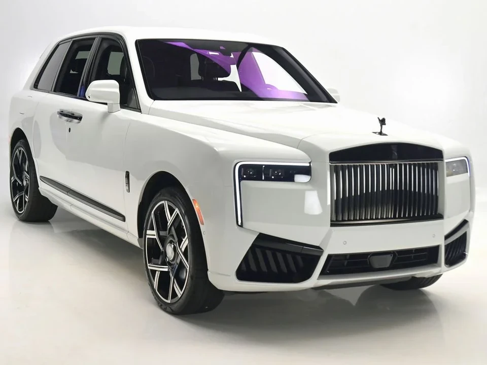 2027 Rolls-Royce Cullinan Black Badge - Image 7 of 31