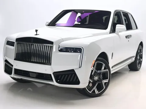 2027 Rolls-Royce Black Badge Cullinan AWD 4D Sport Utility