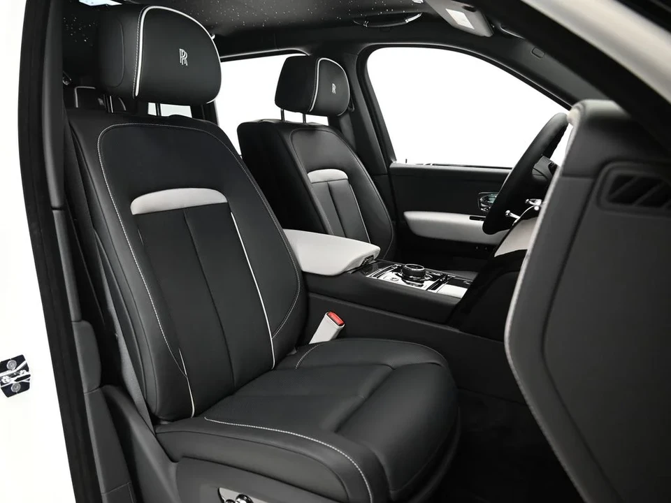 2027 Rolls-Royce Cullinan Black Badge - Image 17 of 31