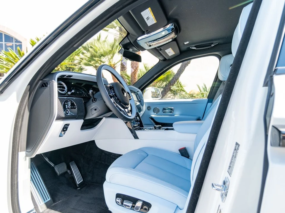 2027 Rolls-Royce Cullinan Black Badge - Image 23 of 31