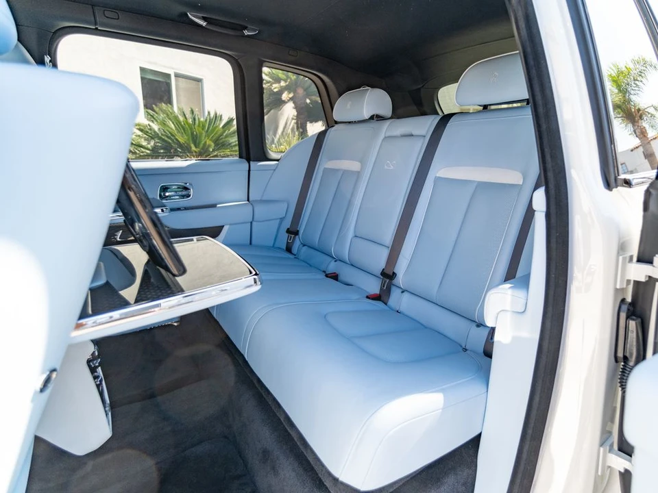 2027 Rolls-Royce Cullinan Black Badge - Image 7 of 31