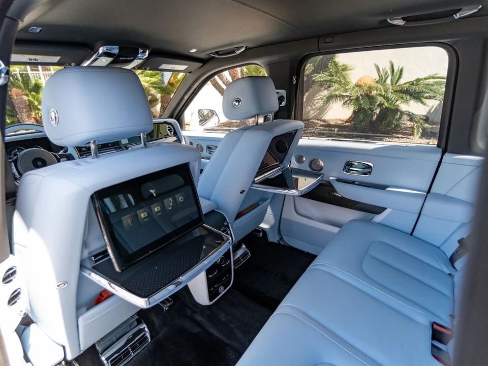 2027 Rolls-Royce Cullinan Black Badge - Image 29 of 31