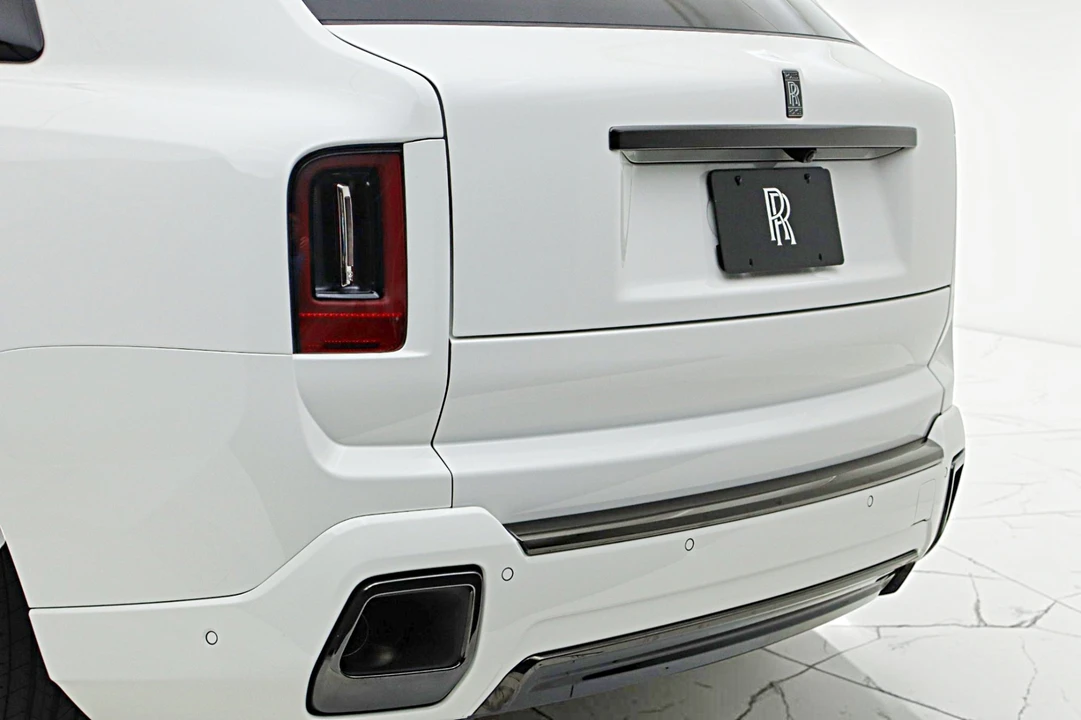 2027 Rolls-Royce Cullinan Black Badge - Image 9 of 31