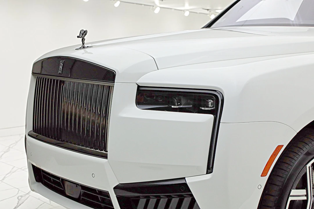 2027 Rolls-Royce Cullinan Black Badge - Image 2 of 31