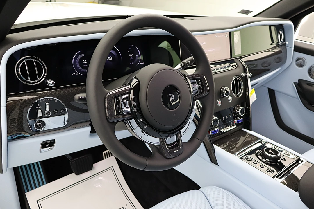 2027 Rolls-Royce Cullinan Black Badge - Image 24 of 31