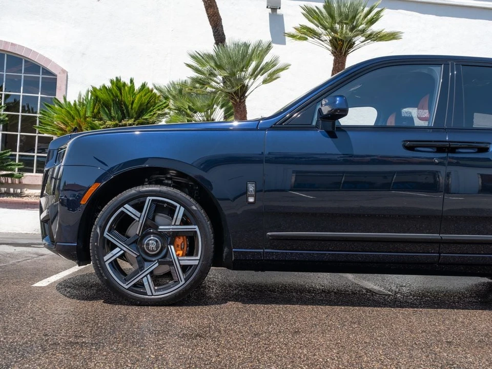 2027 Rolls-Royce Cullinan Black Badge - Image 13 of 31