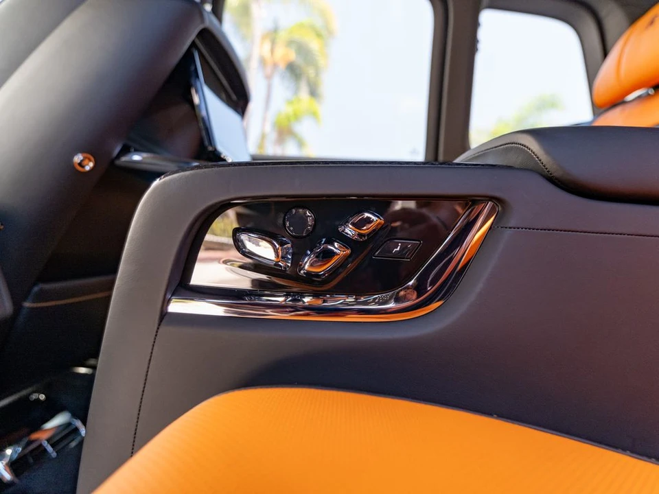 2027 Rolls-Royce Cullinan Black Badge - Image 29 of 31