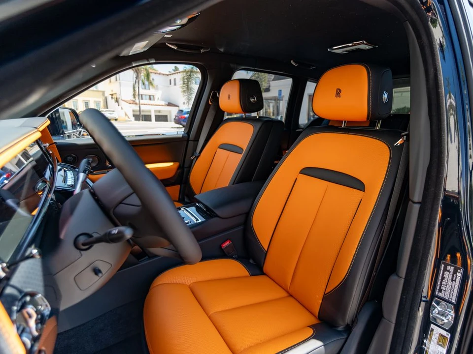 2027 Rolls-Royce Cullinan Black Badge - Image 10 of 31