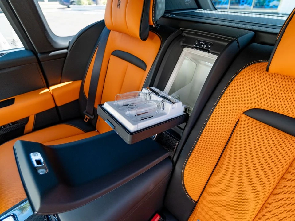 2027 Rolls-Royce Cullinan Black Badge - Image 30 of 31