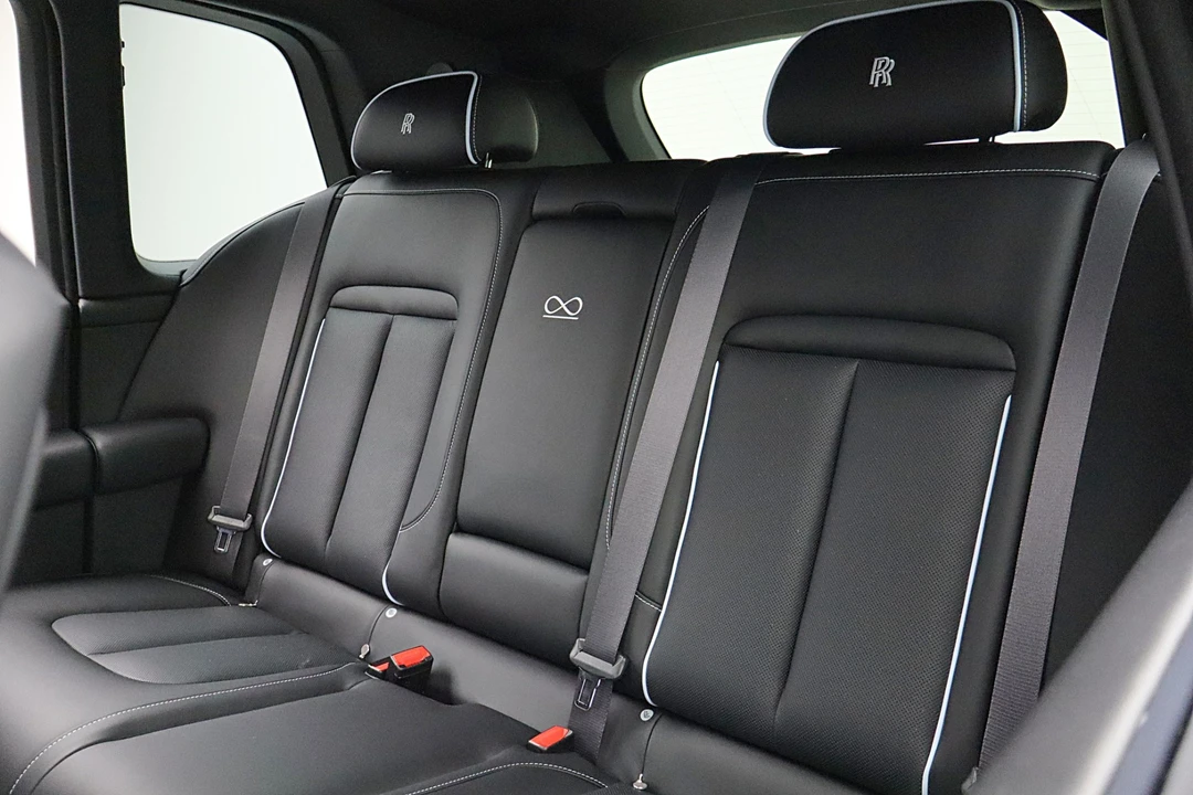 2027 Rolls-Royce Cullinan Black Badge - Image 30 of 31
