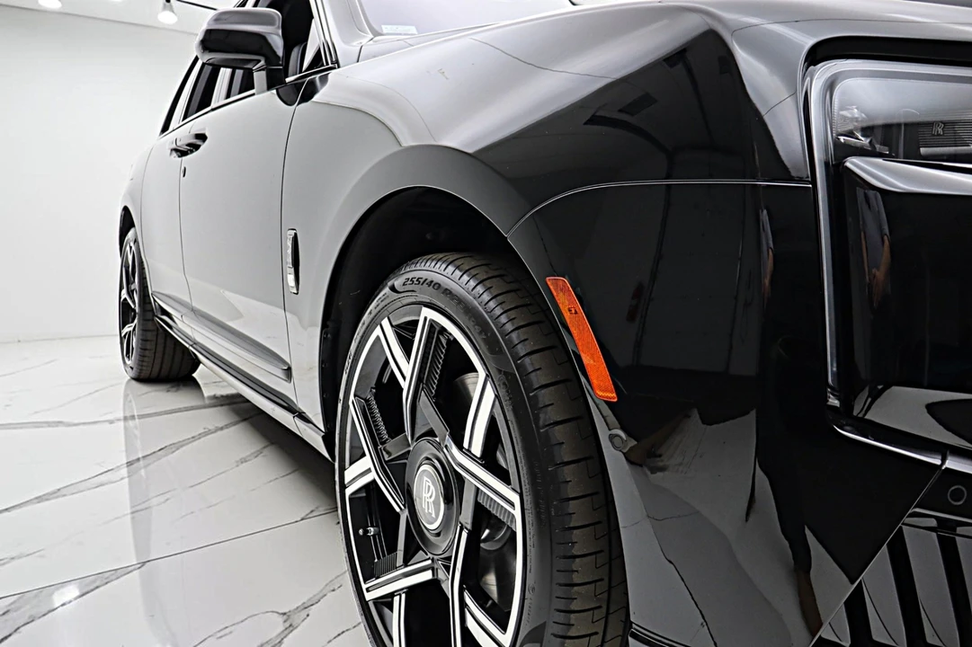 2027 Rolls-Royce Cullinan Black Badge - Image 22 of 31