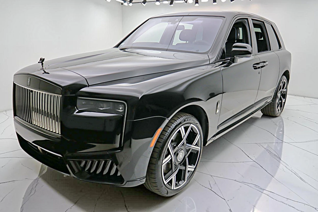 2027 Rolls-Royce Cullinan Black Badge - Image 13 of 31