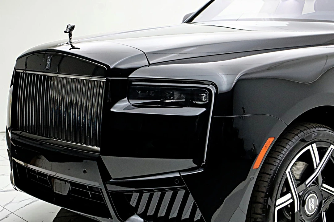2027 Rolls-Royce Cullinan Black Badge - Image 2 of 31