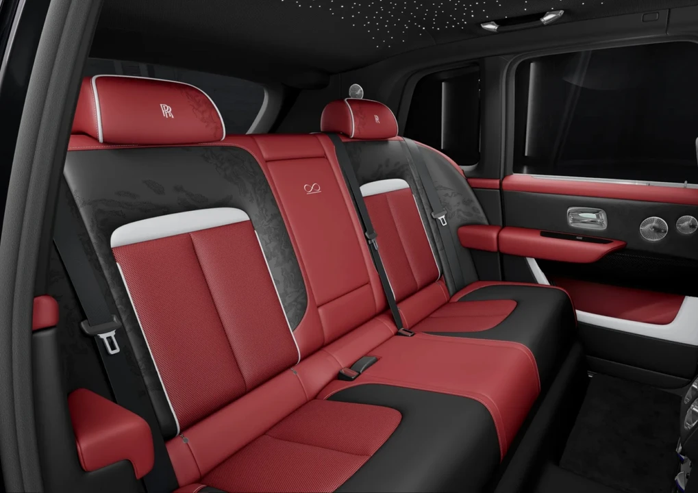 2027 Rolls-Royce Cullinan Black Badge - Image 6 of 9
