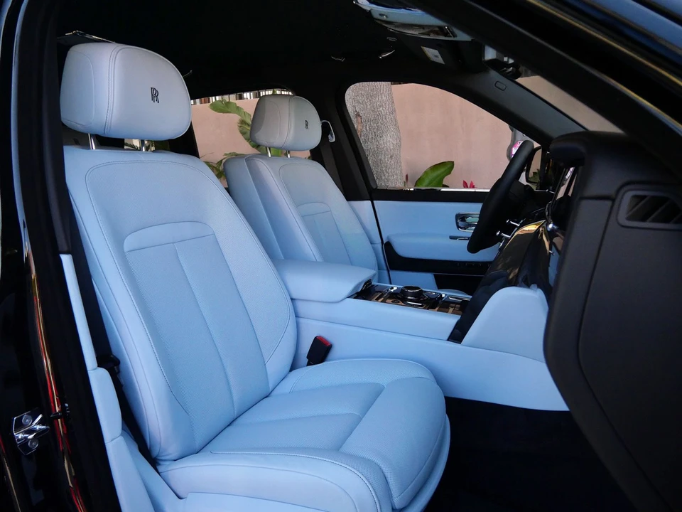 2027 Rolls-Royce Cullinan Black Badge - Image 30 of 31