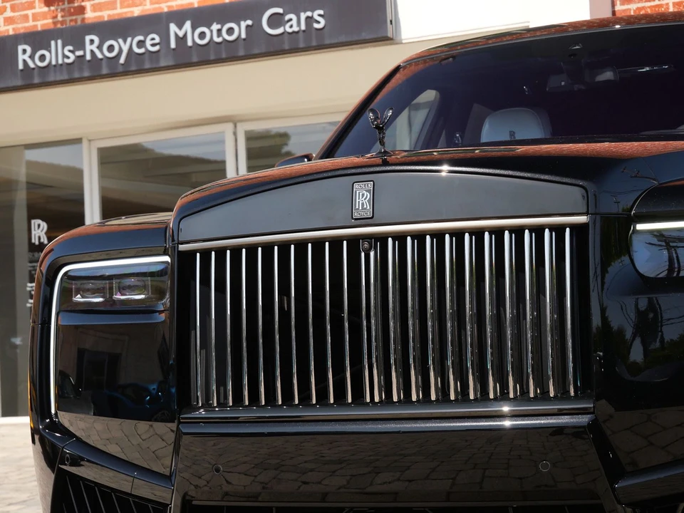 2027 Rolls-Royce Cullinan Black Badge - Image 7 of 31