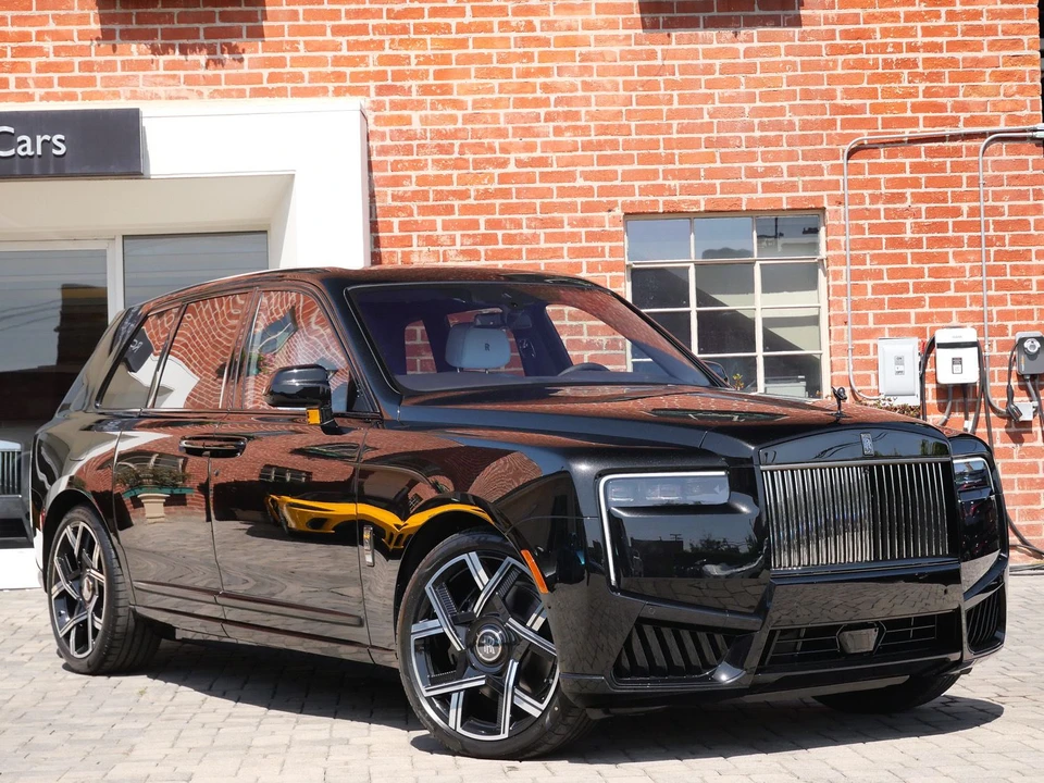 2027 Rolls-Royce Cullinan Black Badge - Image 19 of 31