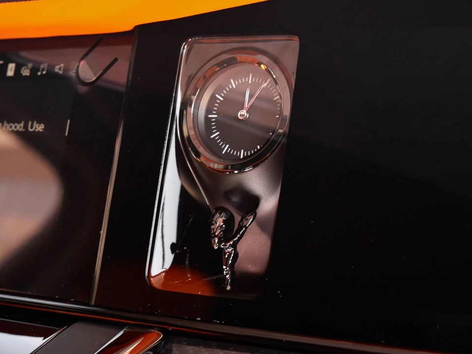 2027 Rolls-Royce Cullinan Black Badge - Image 14 of 31