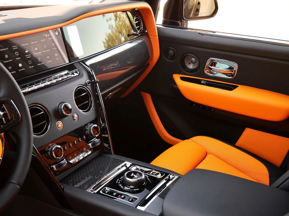 2027 Rolls-Royce Cullinan Black Badge - Image 24 of 31