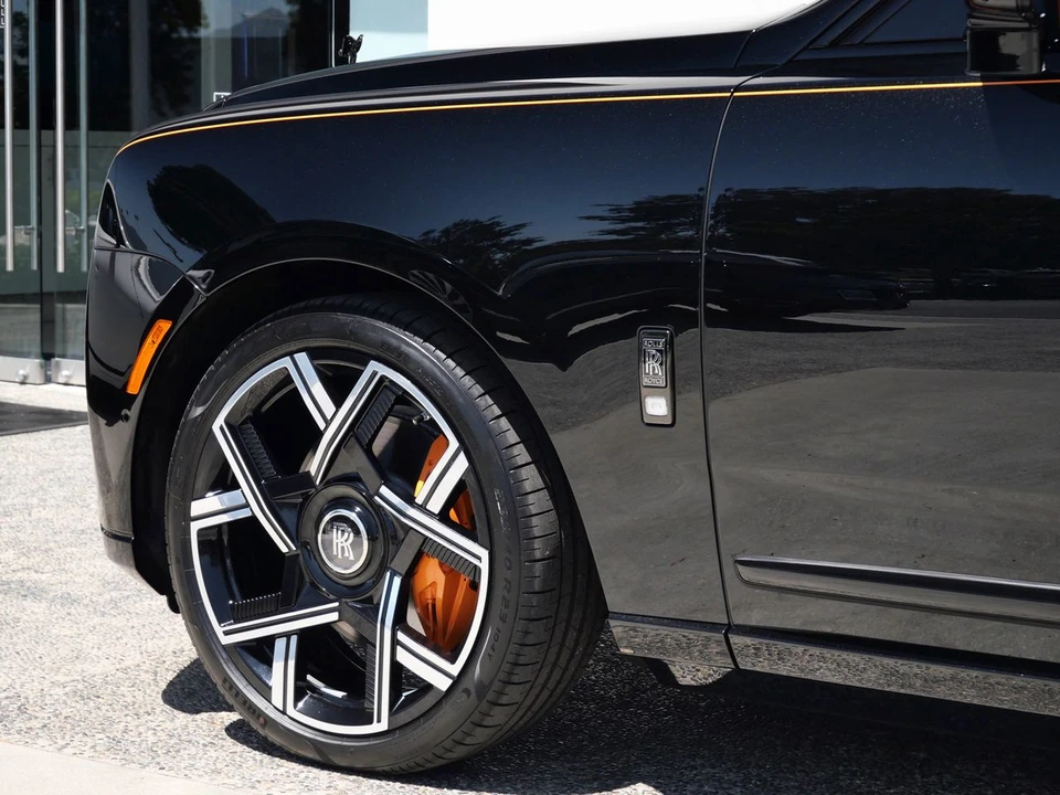 2027 Rolls-Royce Cullinan Black Badge - Image 21 of 31