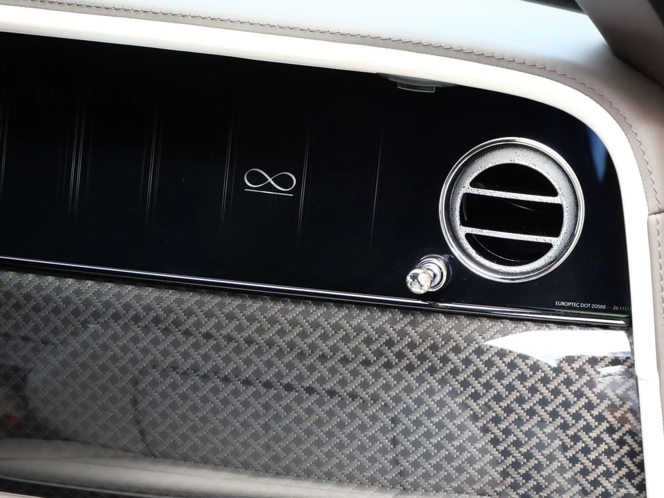 2027 Rolls-Royce Cullinan Black Badge - Image 30 of 31