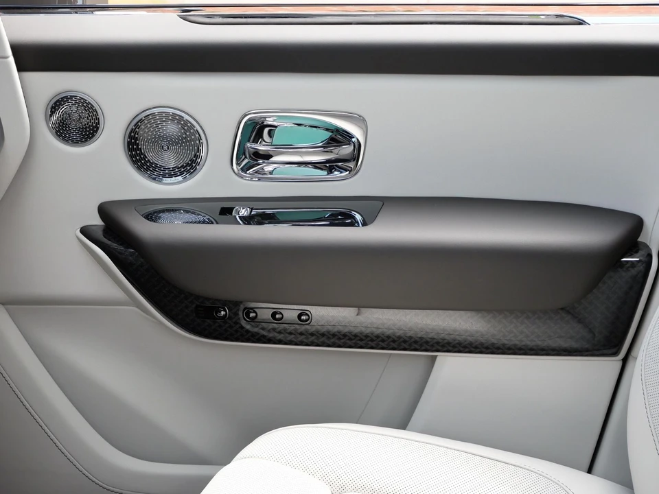 2027 Rolls-Royce Cullinan Black Badge - Image 11 of 31