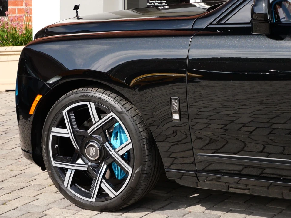 2027 Rolls-Royce Cullinan Black Badge - Image 13 of 31