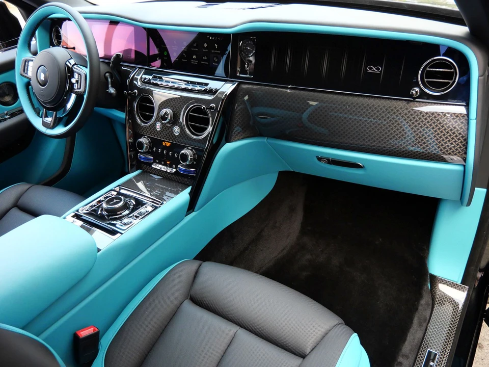 2027 Rolls-Royce Cullinan Black Badge - Image 18 of 31