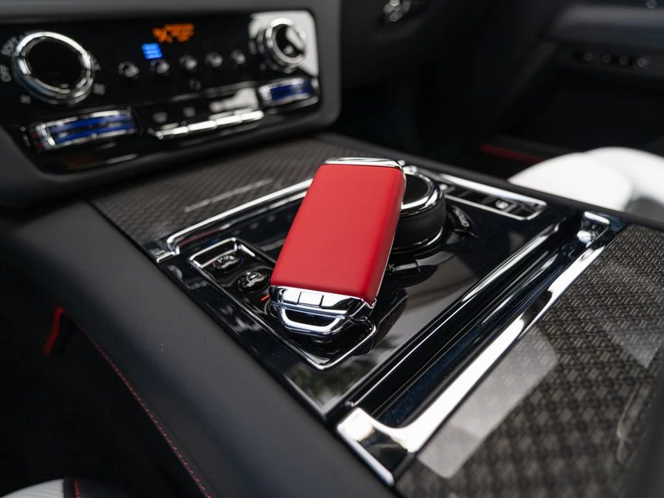 2027 Rolls-Royce Ghost Black Badge 2nd Gen - Image 15 of 31
