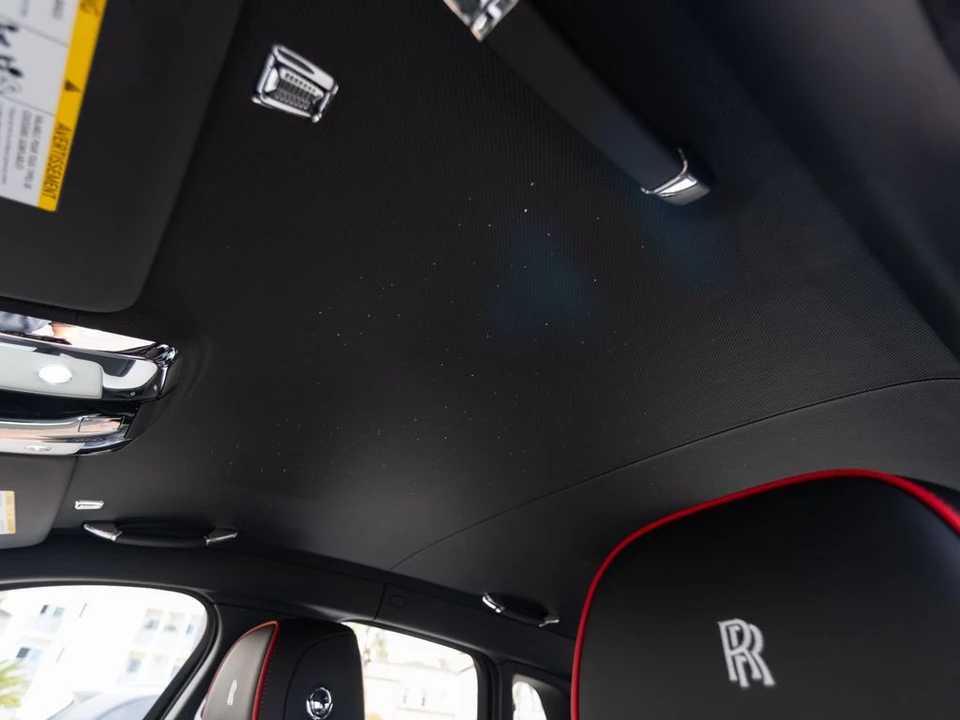2027 Rolls-Royce Ghost Black Badge 2nd Gen - Image 19 of 31