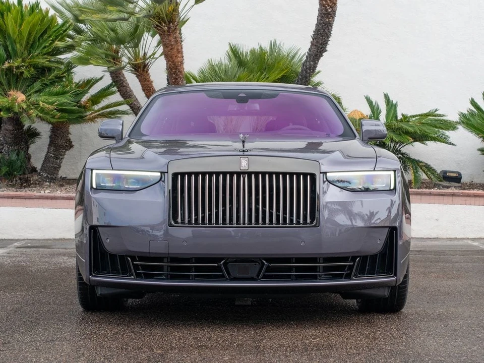 2027 Rolls-Royce Ghost Black Badge 2nd Gen - Image 5 of 31
